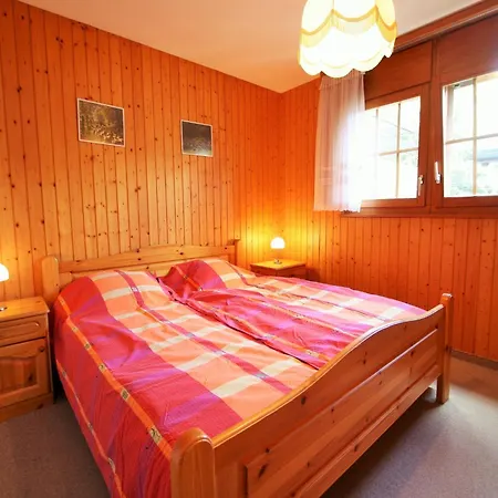 Family In Aletsch Alps * בלוולד