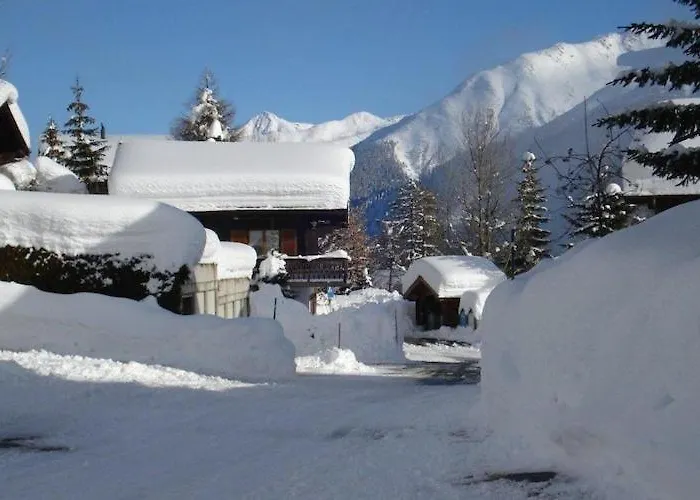 Family In Aletsch Alps Lejlighed