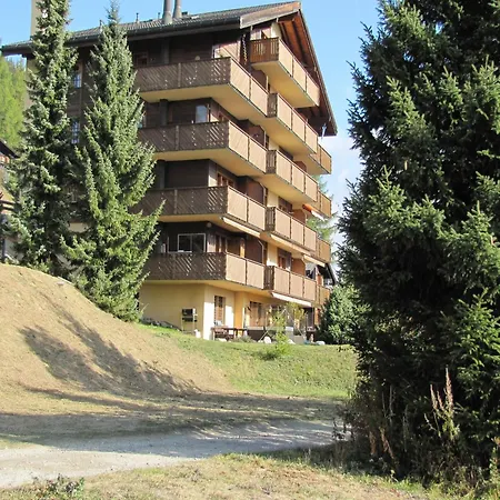 Family In Aletsch Alps Apartmán